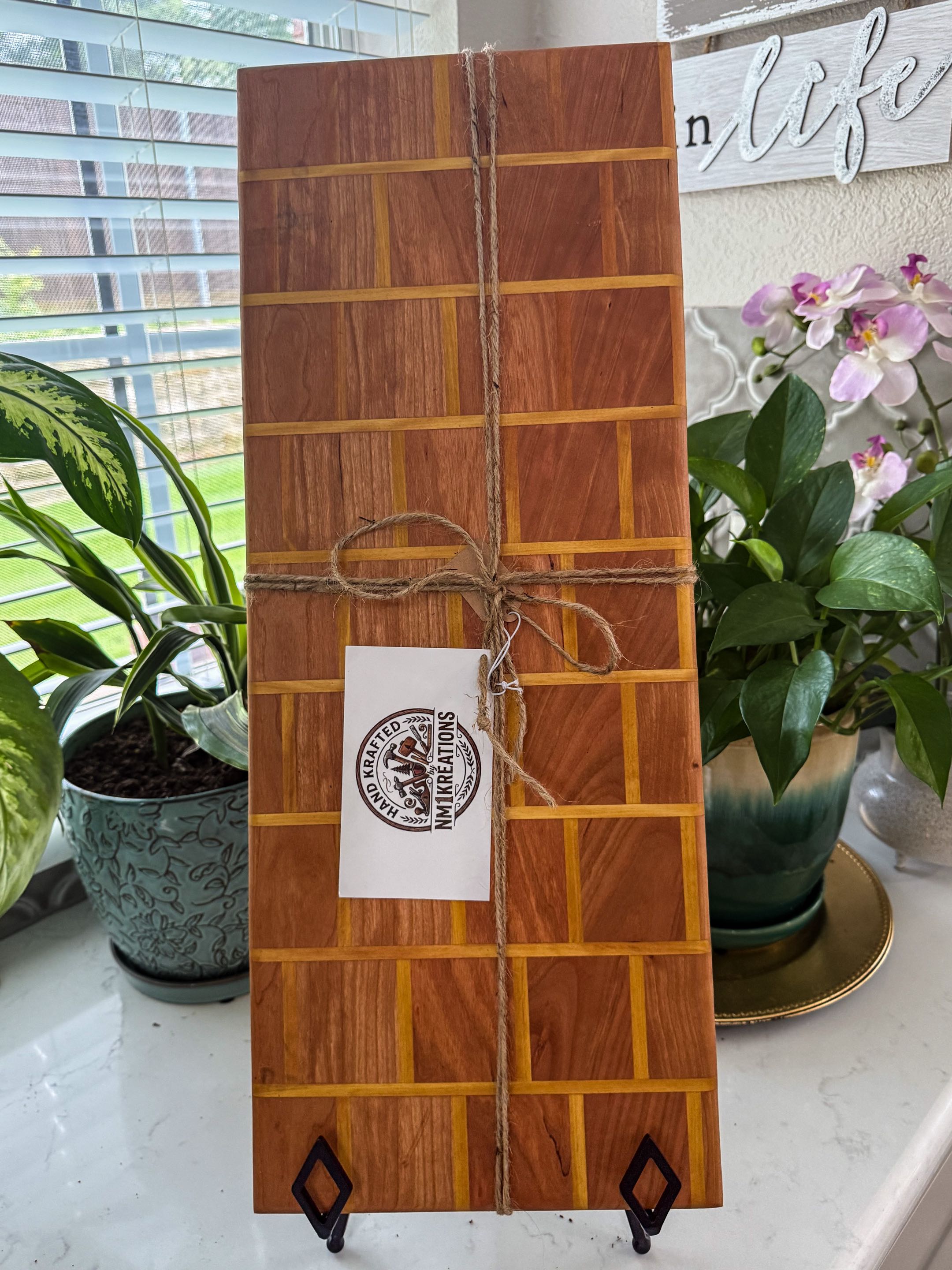 Cherry Yellow Heart Brick cutting/charcuterie