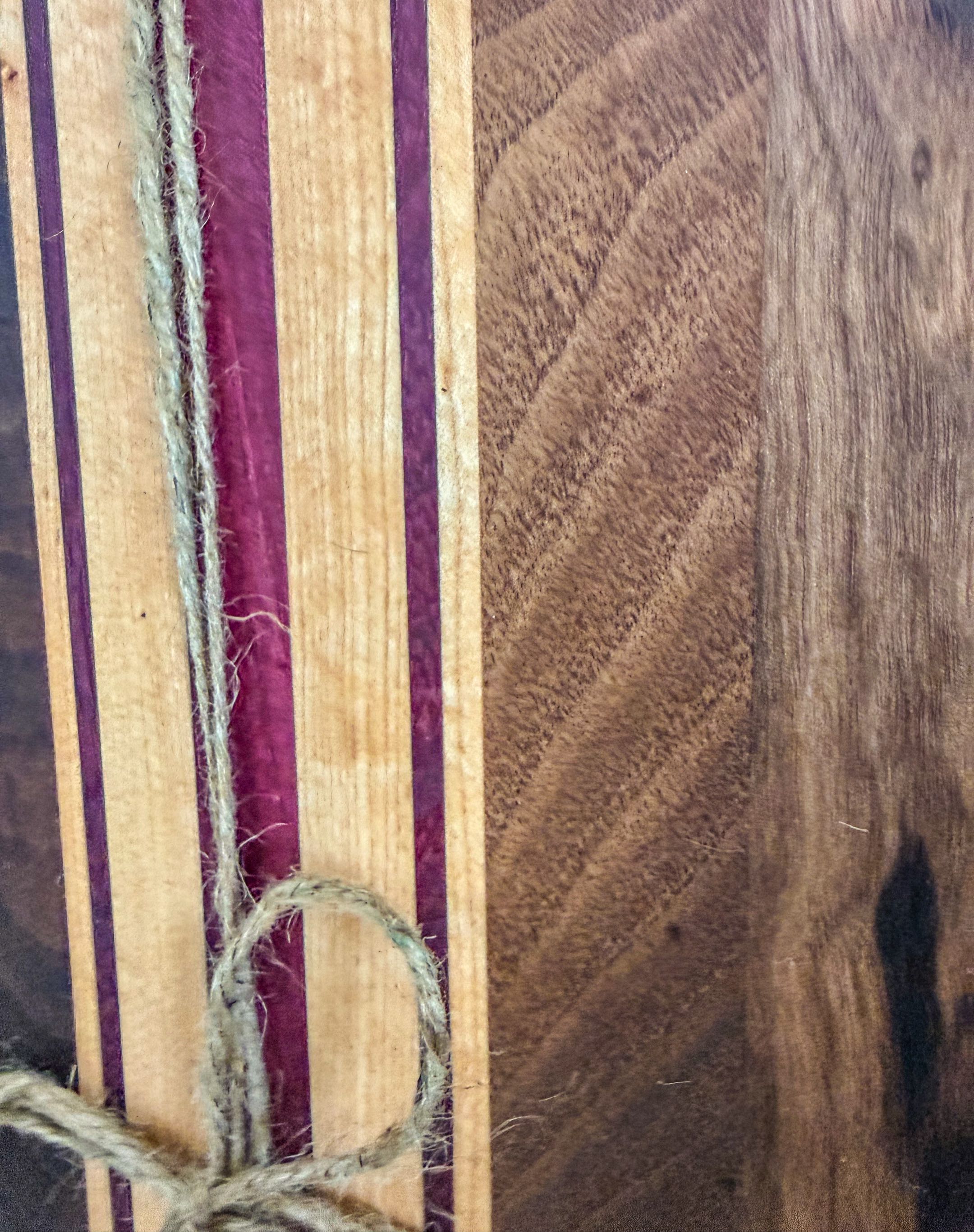Walnut Maple cutting/charcuterie board