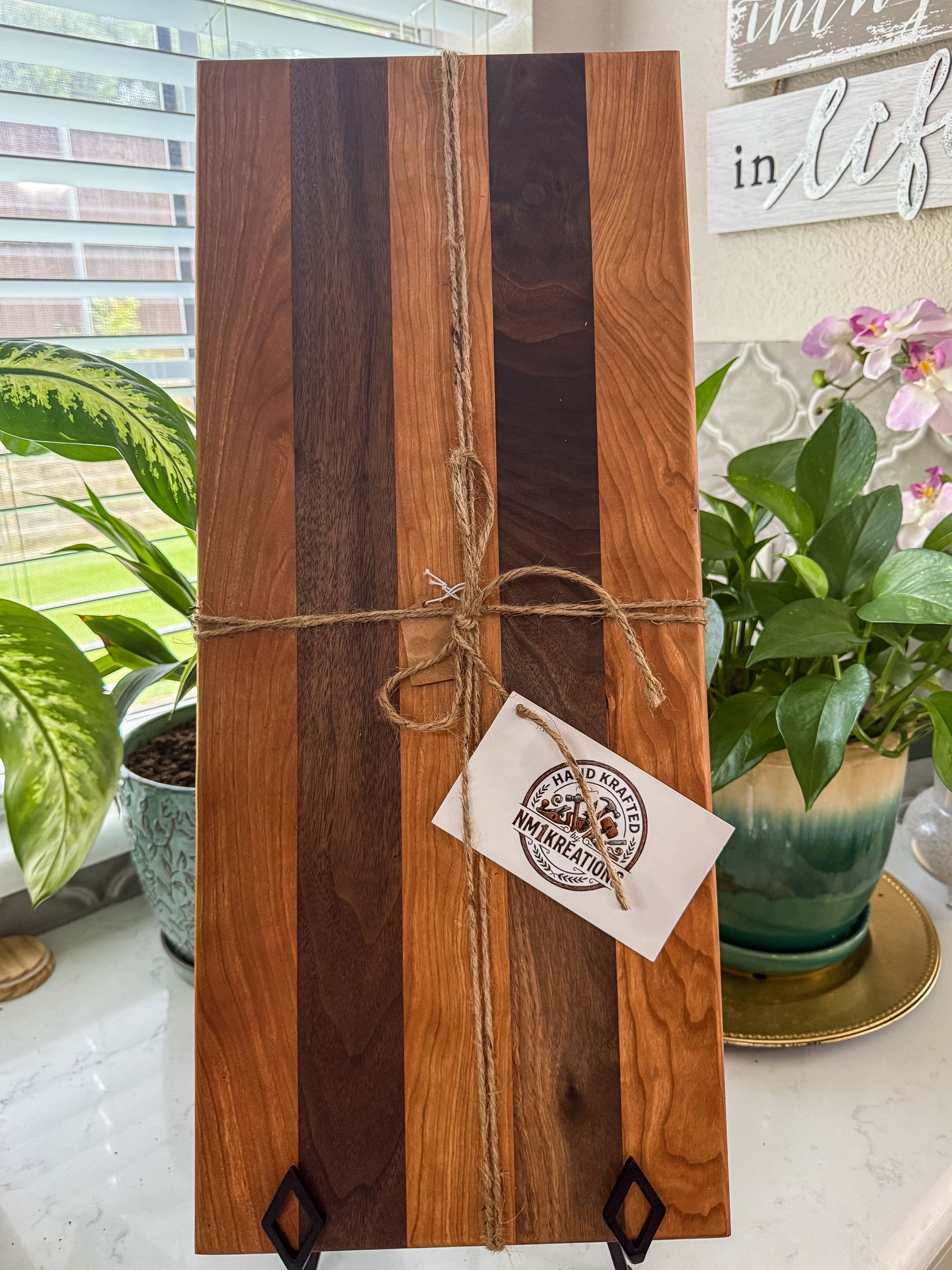 Maple Walnut cutting/chatcuterie